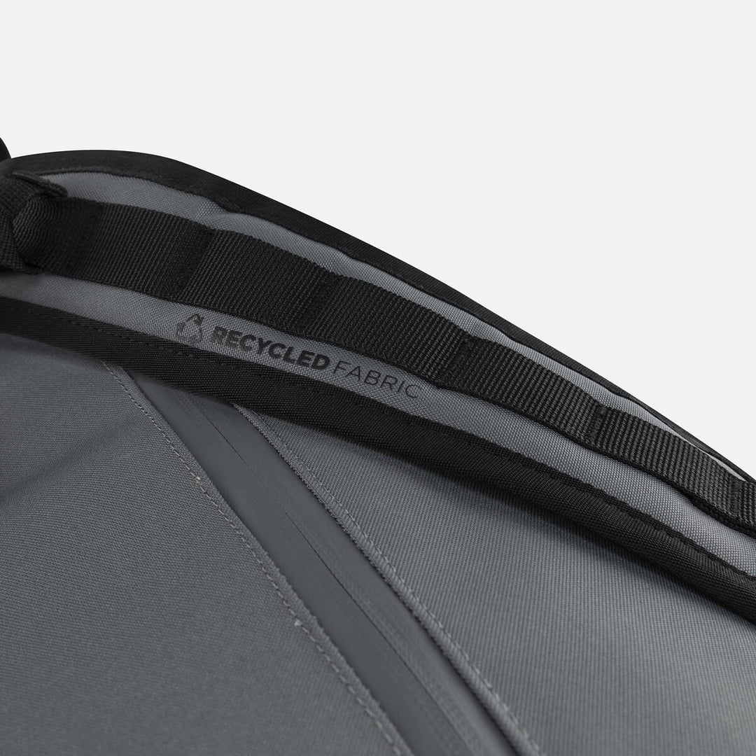 BOLSO DUFFLE BAG 60L GREY